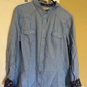 Women’s XL Old Navy blue plaid button up shirt